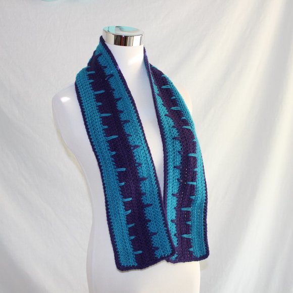 NEW Blue & Purple Crochet Scarf HANDCRAFTED - Picture 4 of 5